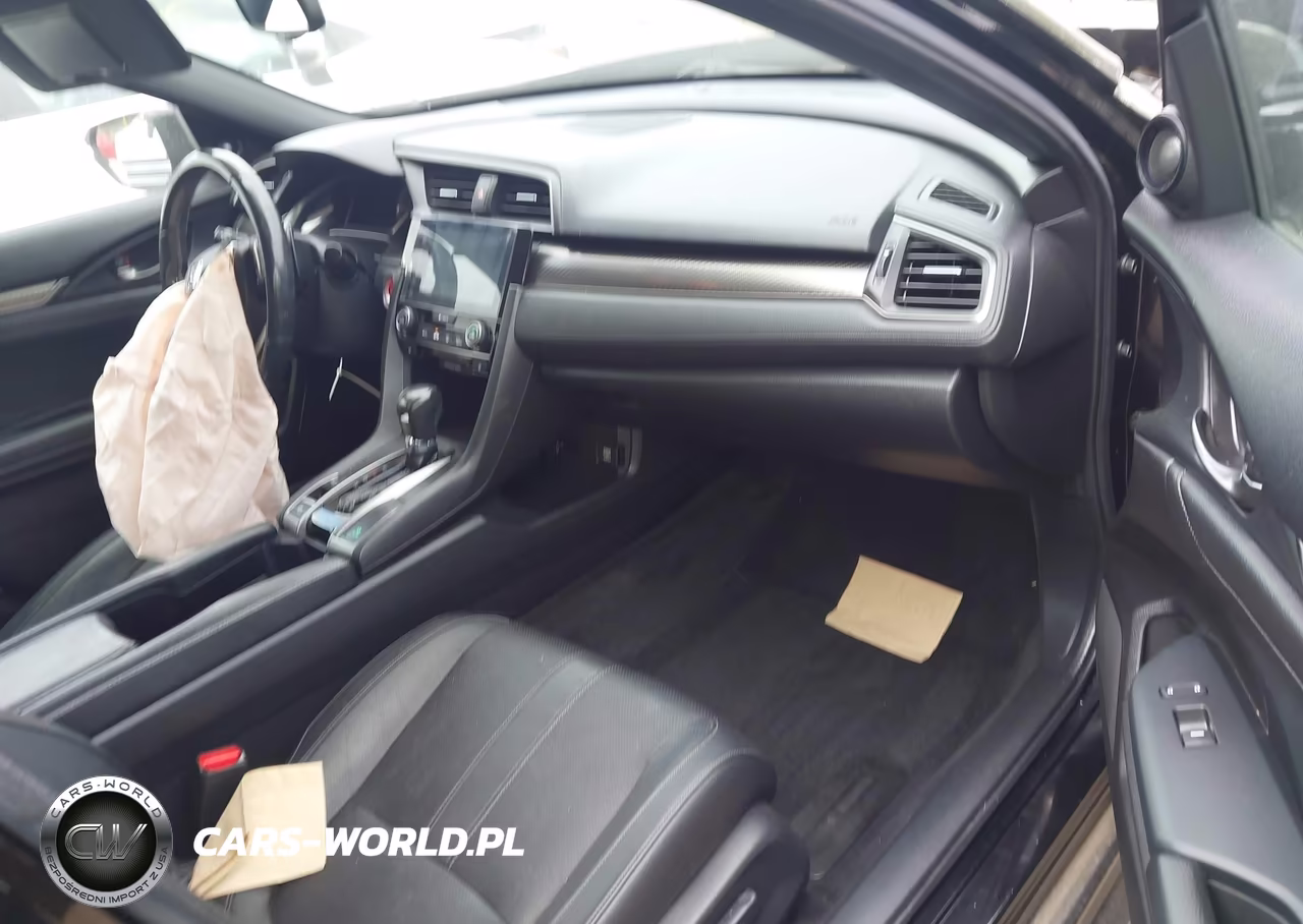 2018 Honda Civic Sport Touring VIN:SHHFK7H94JU425755 - 5