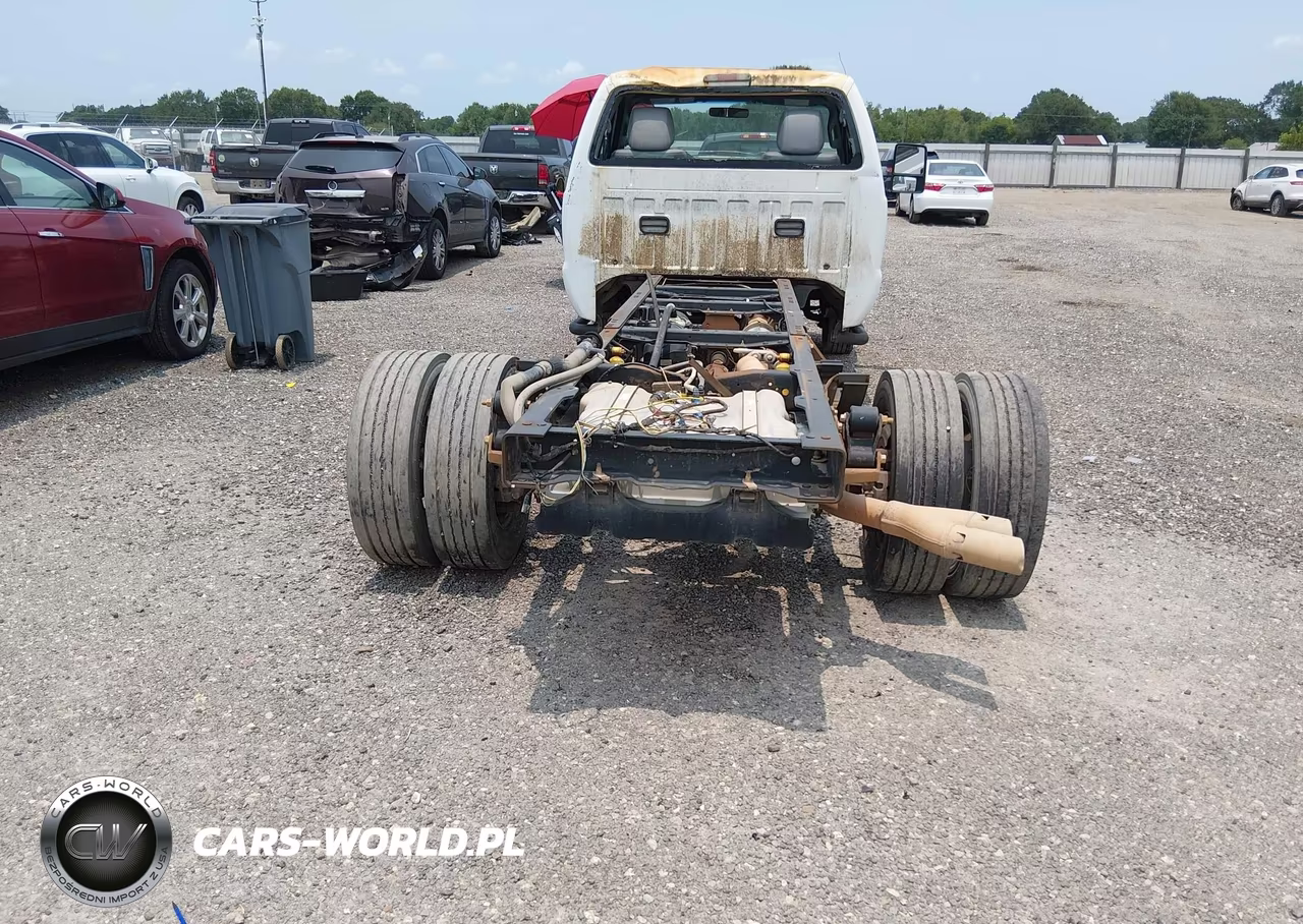 2012 Ford F-550 Chassis Xl VIN:1FDUF5GT8CEA34087 - 15
