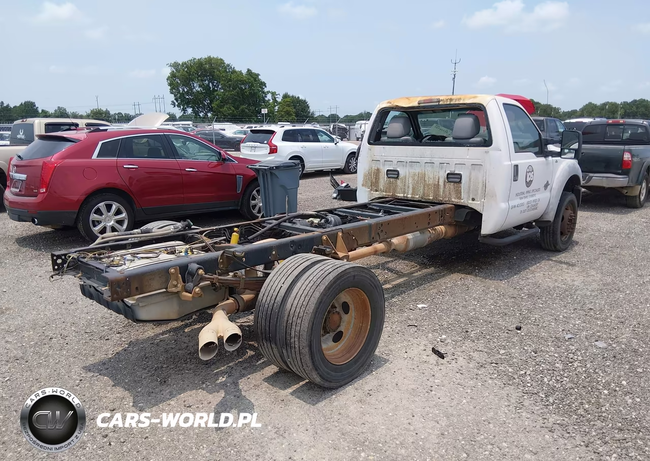 2012 Ford F-550 Chassis Xl VIN:1FDUF5GT8CEA34087 - 4