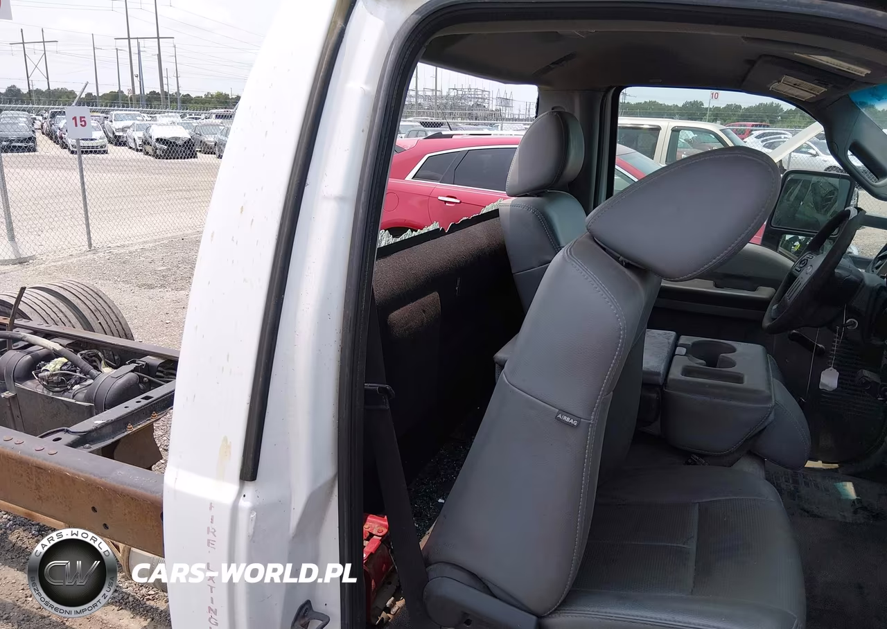 2012 Ford F-550 Chassis Xl VIN:1FDUF5GT8CEA34087 - 6