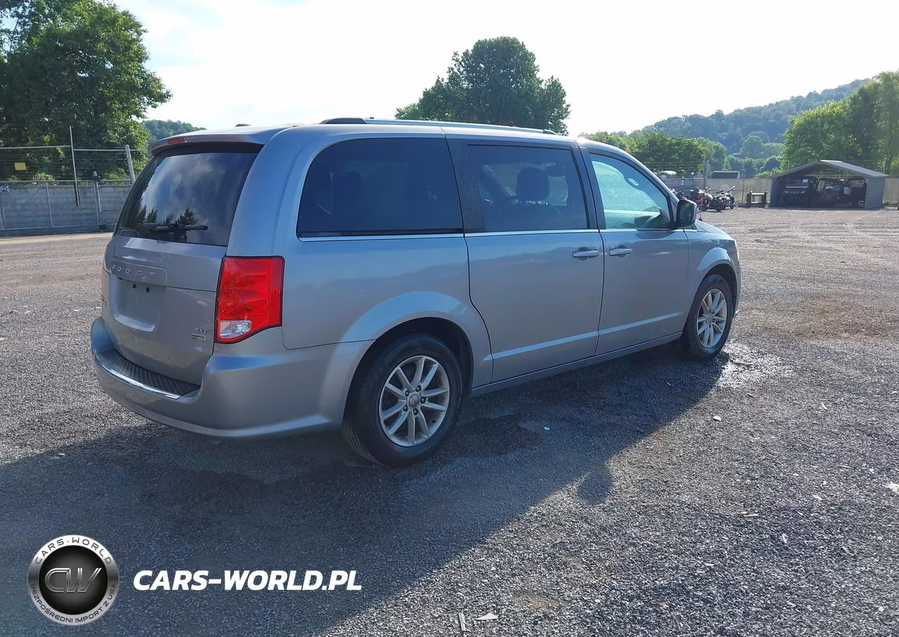 2019 Dodge Grand Caravan Sxt VIN:2C4RDGCG5KR520149 - 4