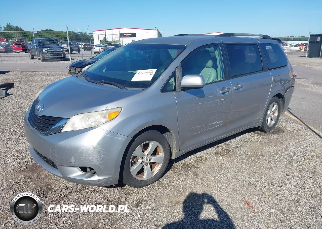 2011 Toyota Sienna Le V6 VIN:5TDKK3DC7BS024000 - 2