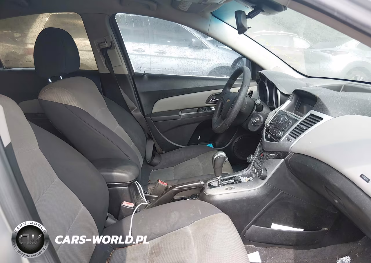 2012 Chevrolet Cruze Ls VIN:1G1PC5SH9C7242828 - 5