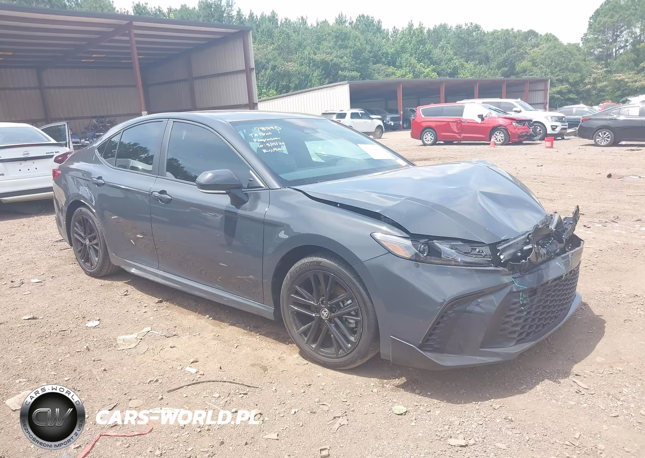 2025 Toyota Camry Se – zdjęcie 1 z 21
