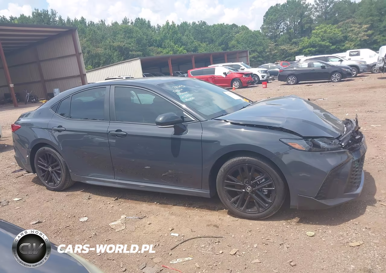 2025 Toyota Camry Se VIN:4T1DAACKXSU546927 - 14