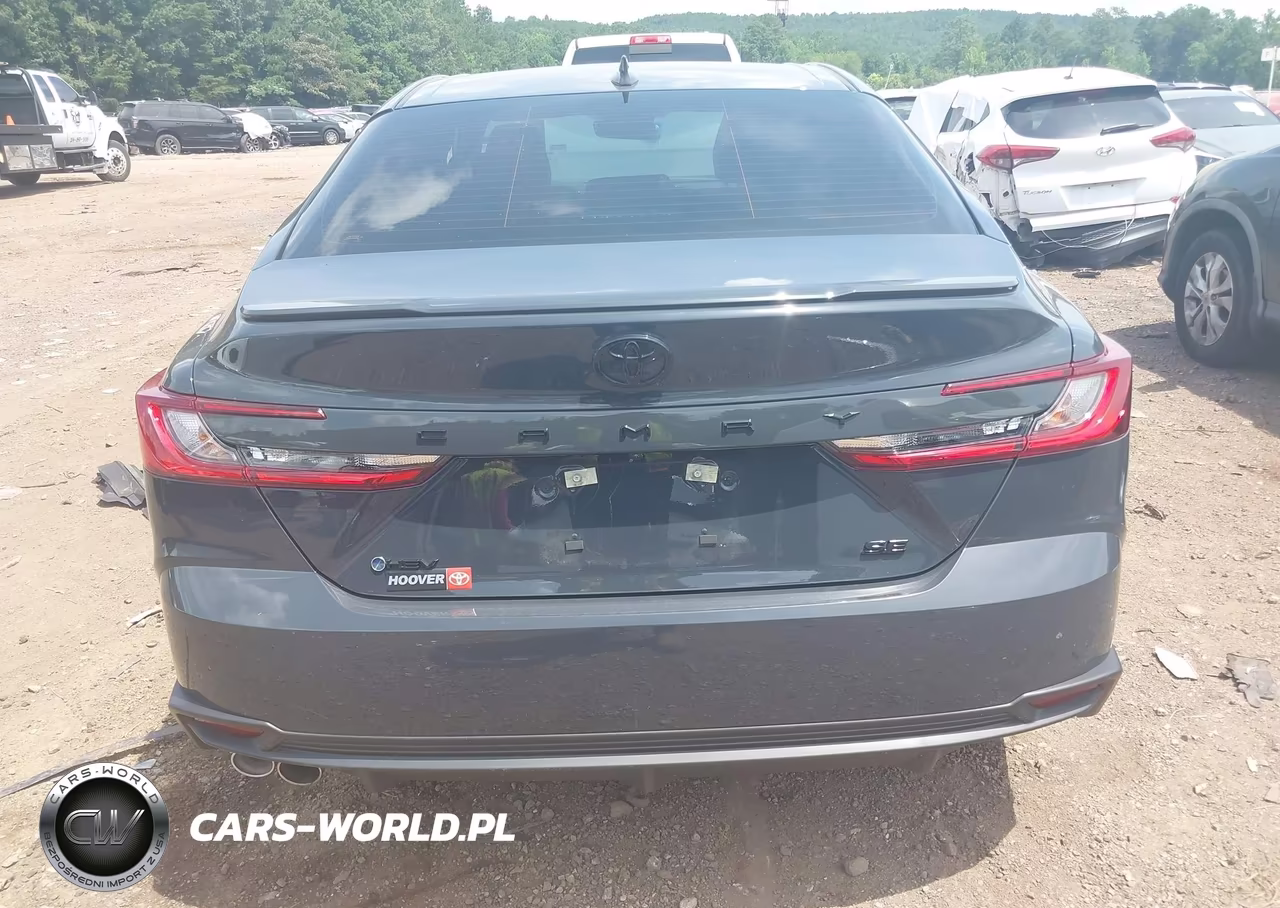 2025 Toyota Camry Se VIN:4T1DAACKXSU546927 - 17