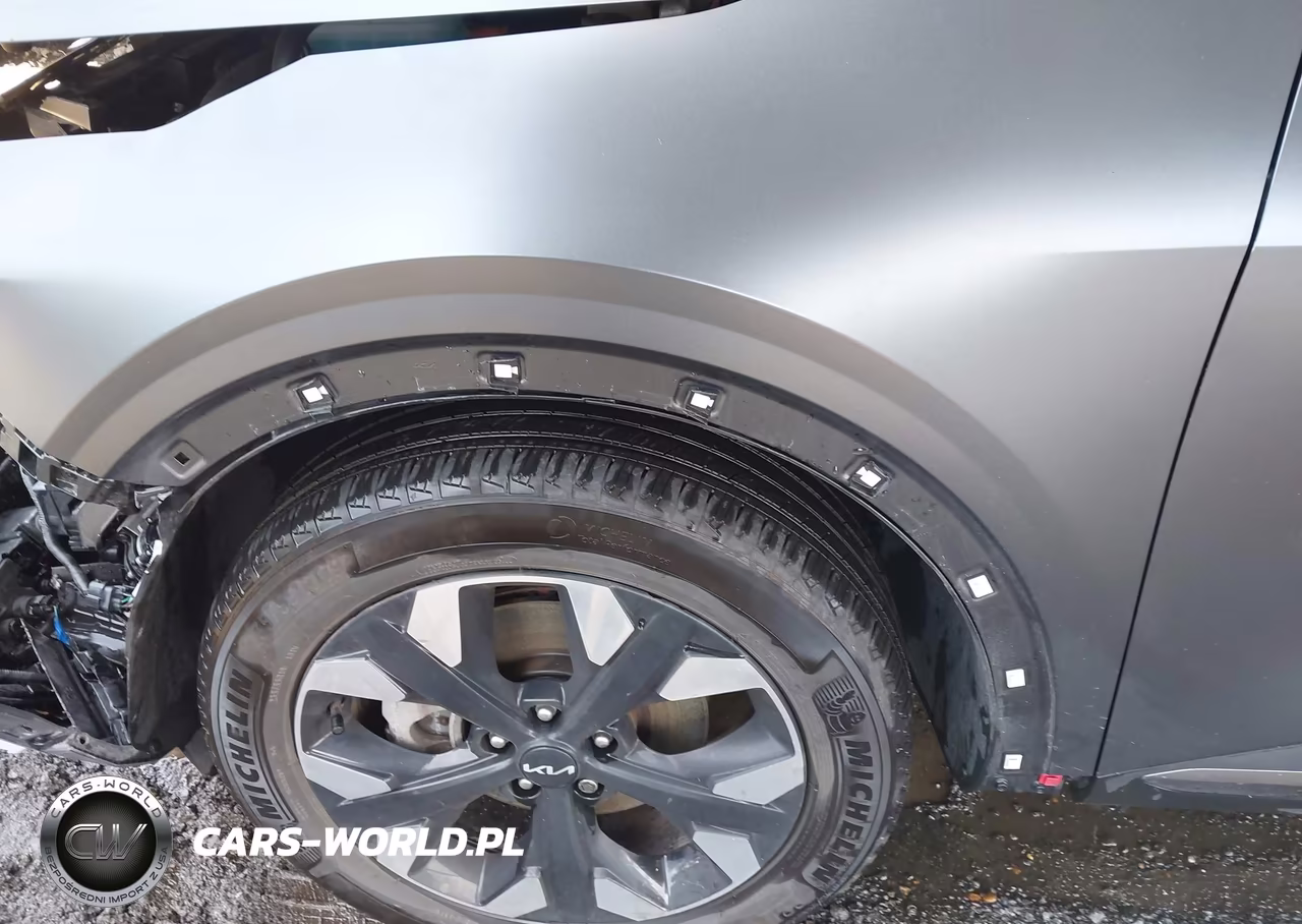 2023 Kia Sportage Plug-In Hybrid X-Line Prestige VIN:KNDPZDAH9P7097751 - 18
