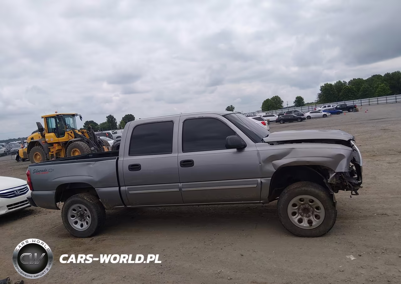 2007 Chevrolet Silverado 1500 Classic Ls VIN:2GCEC13V371161029 - 14