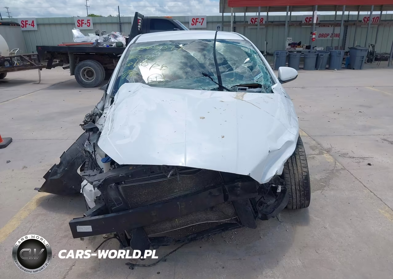 2019 Hyundai Elantra Se VIN:5NPD74LF1KH452940 - 13