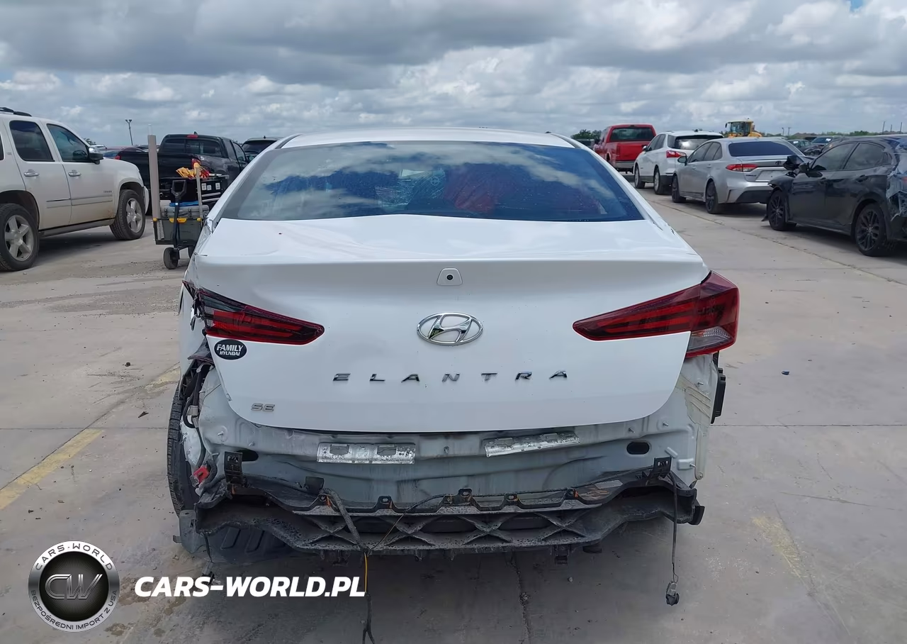 2019 Hyundai Elantra Se VIN:5NPD74LF1KH452940 - 17