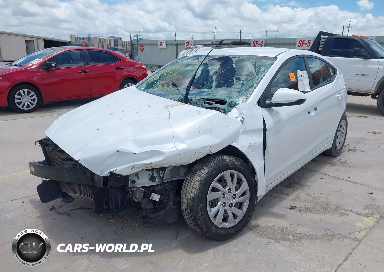 2019 Hyundai Elantra Se VIN:5NPD74LF1KH452940 - 2