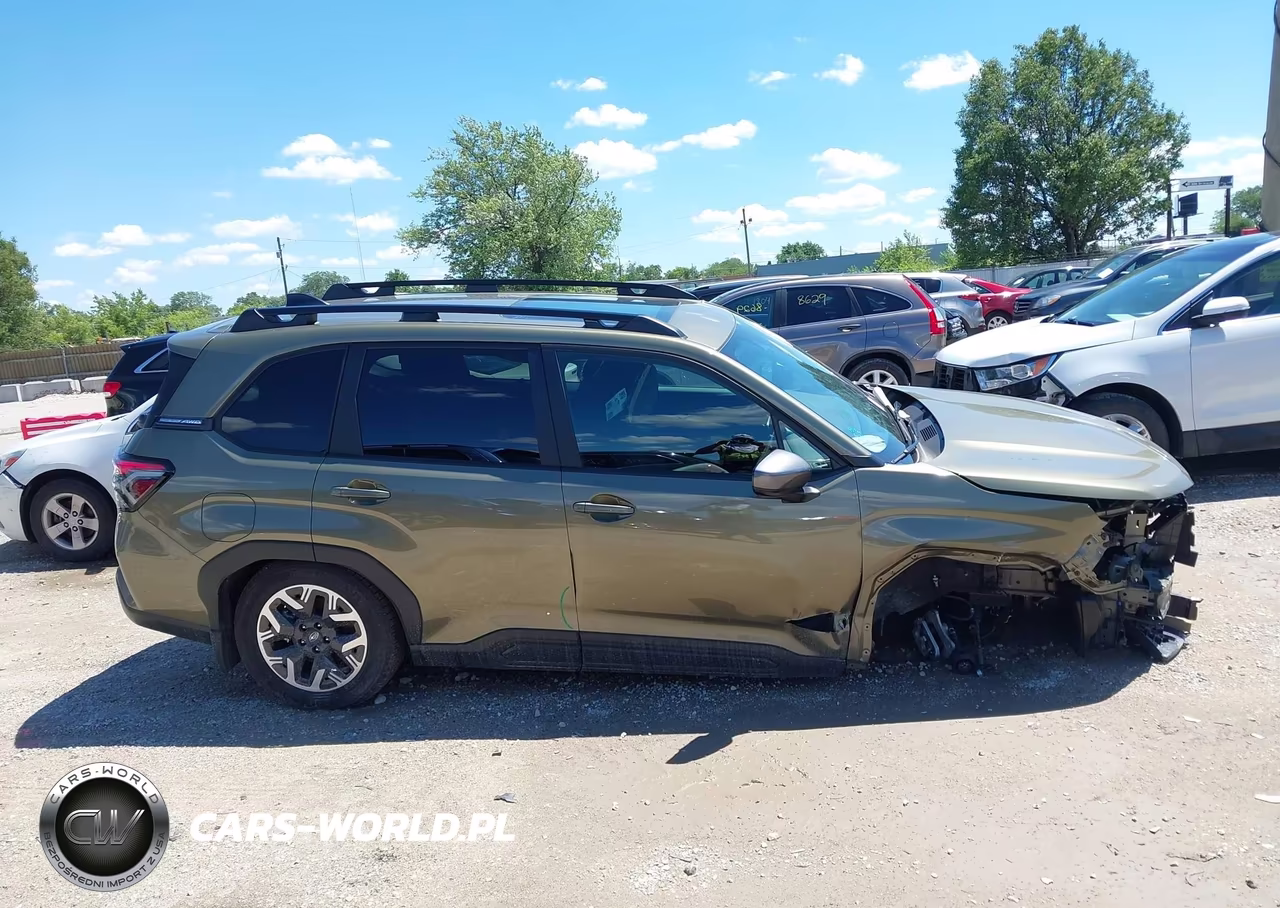 2026 Subaru Forester Premium VIN:4S4SLDD64T3061548 - 14