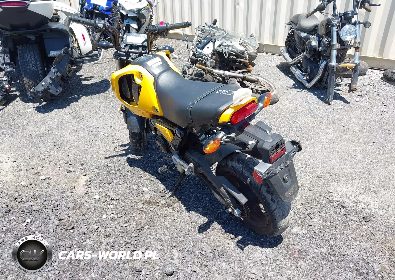 2023 Honda Grom 125 VIN:MLHJC9212P5109446 - 3