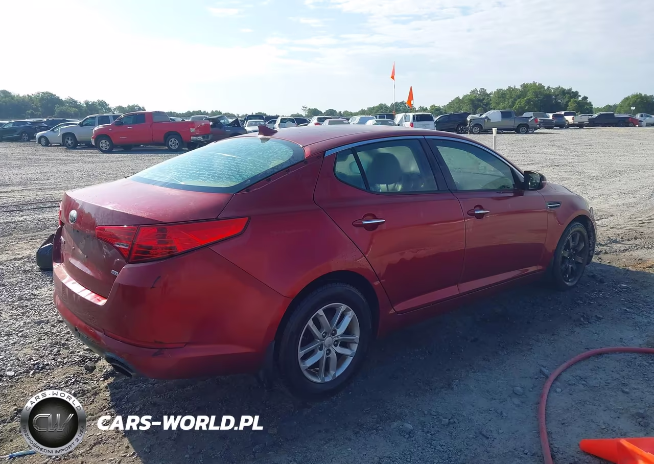 2013 Kia Optima Lx VIN:5XXGM4A73DG252741 - 4