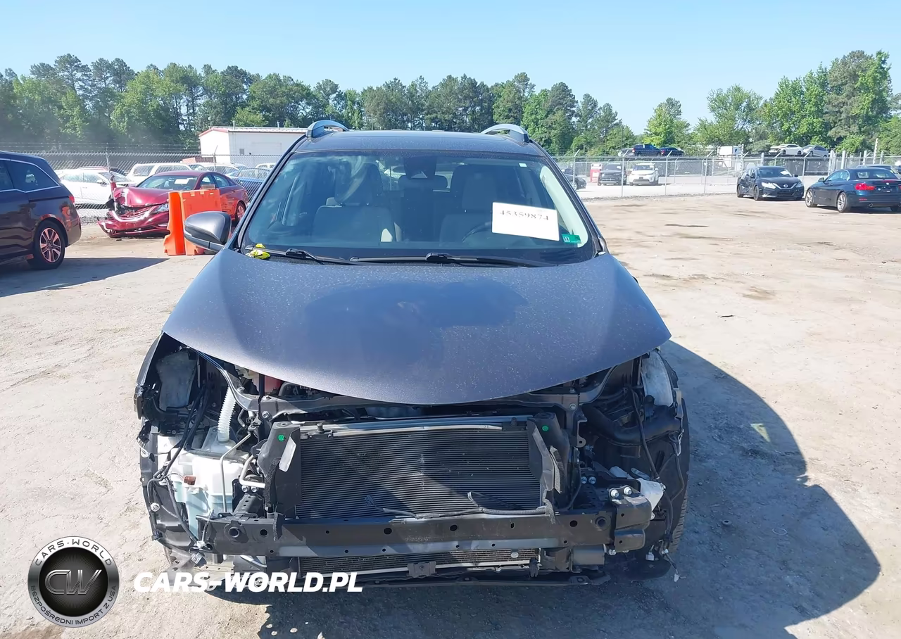 2018 Toyota Rav4 Xle VIN:JTMWFREVXJD132338 - 13