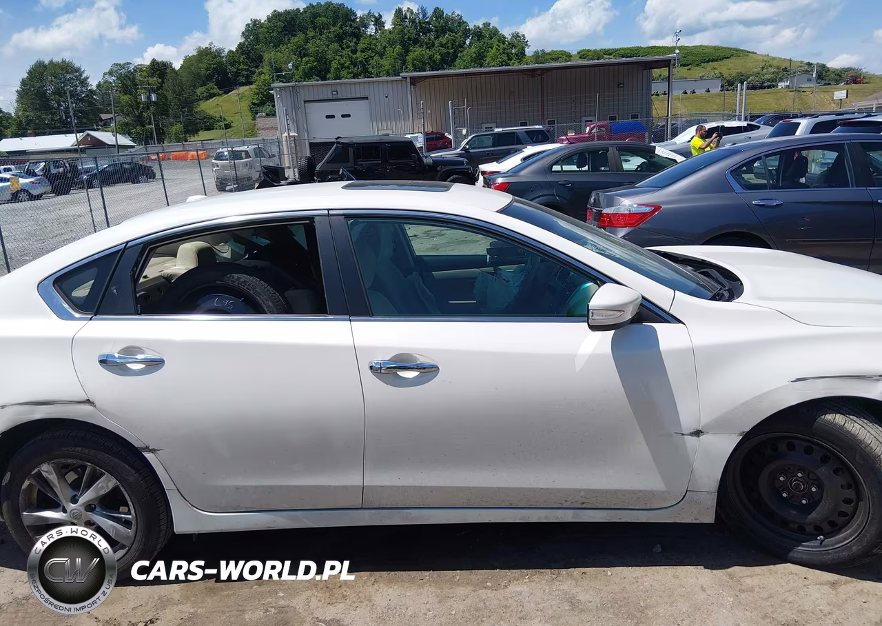 2015 Nissan Altima 2.5 Sv VIN:1N4AL3AP5FC493597 - 12