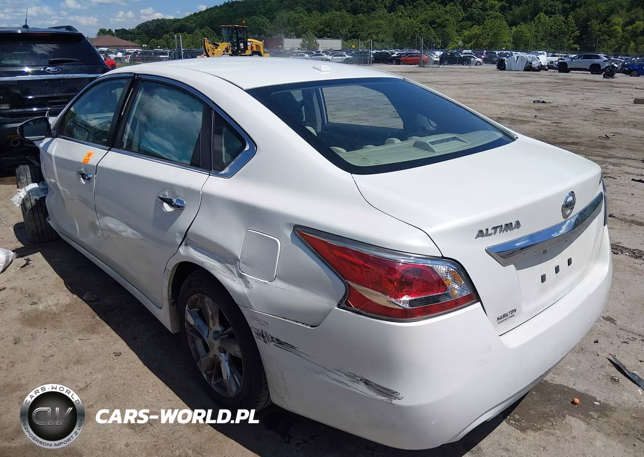 2015 Nissan Altima 2.5 Sv VIN:1N4AL3AP5FC493597 - 3