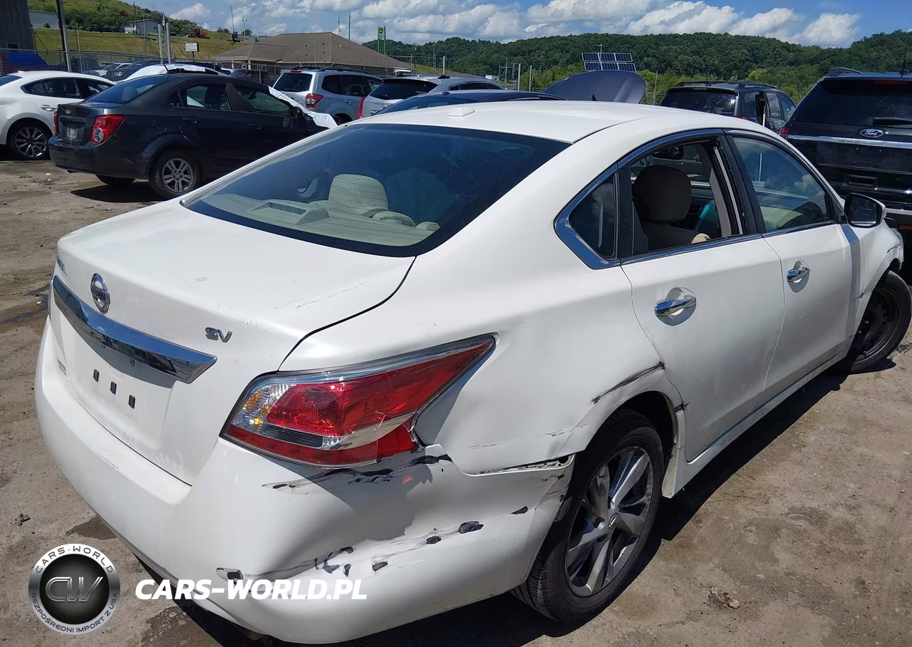 2015 Nissan Altima 2.5 Sv VIN:1N4AL3AP5FC493597 - 4