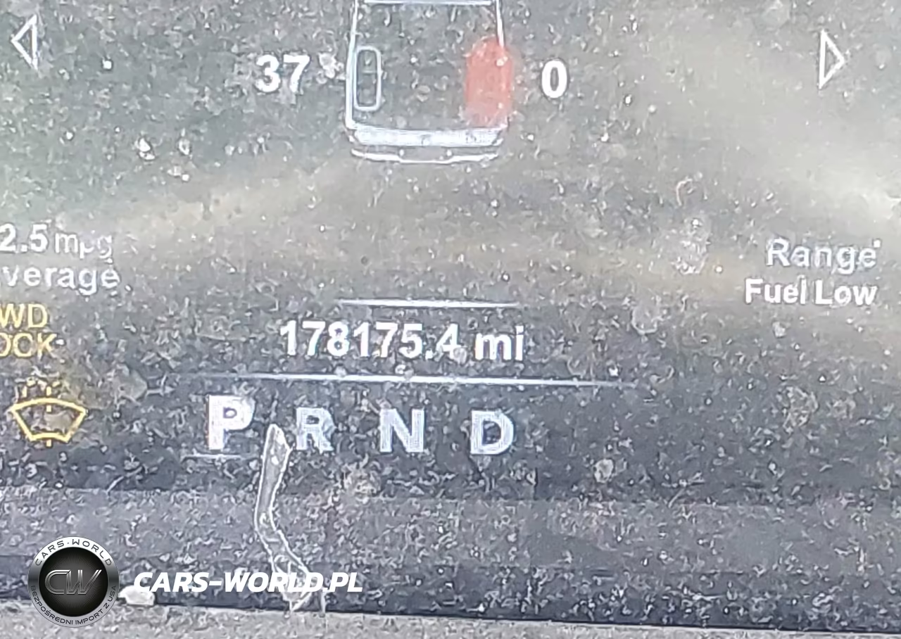 2015 Ram 1500 Outdoorsman VIN:1C6RR7GT1FS628403 - 15