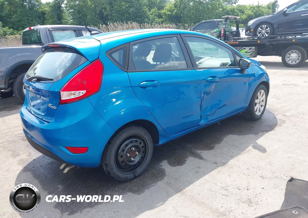 2012 Ford Fiesta Se VIN:3FADP4EJ3CM170074 - 4