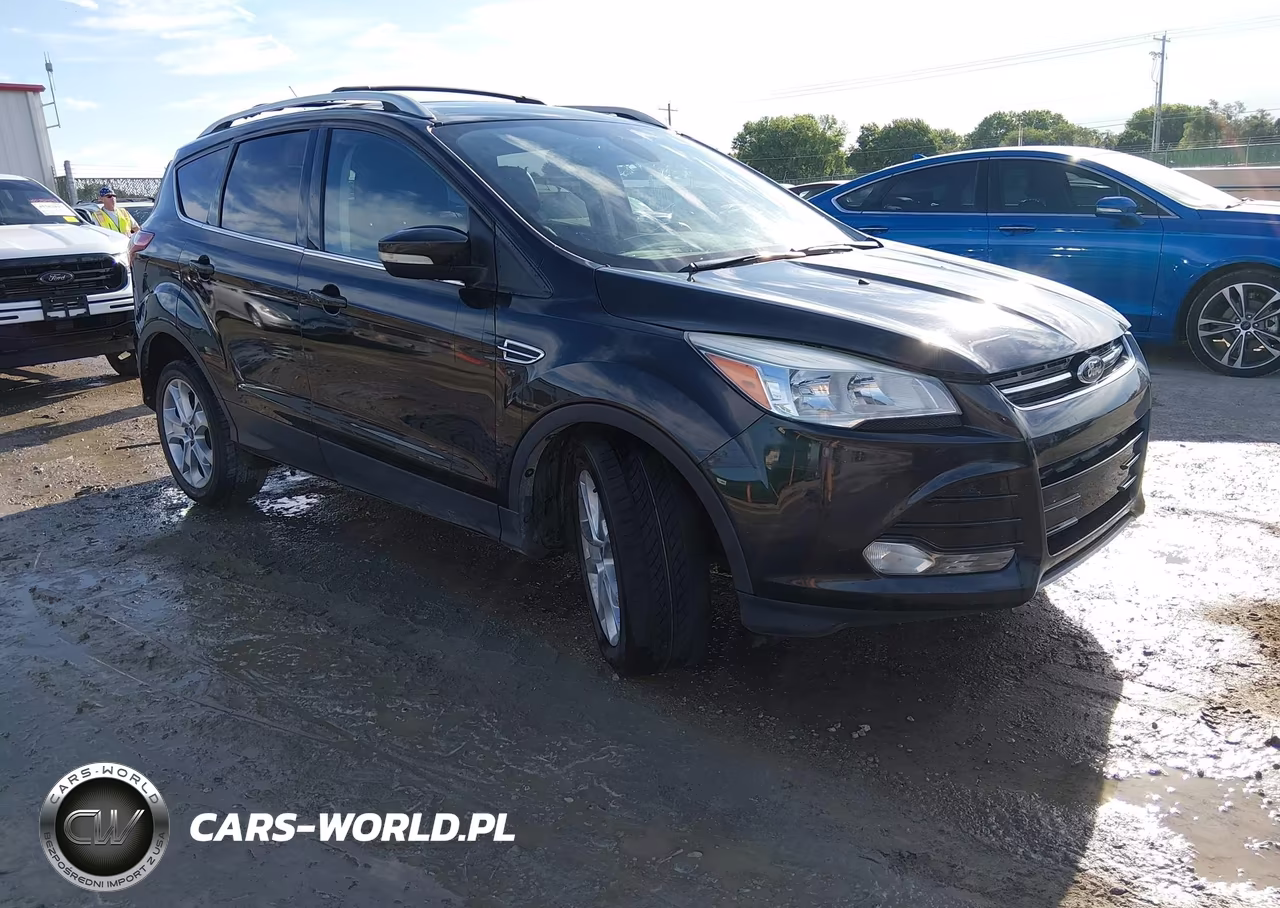 2014 Ford Escape Titanium – zdjęcie 1 z 16