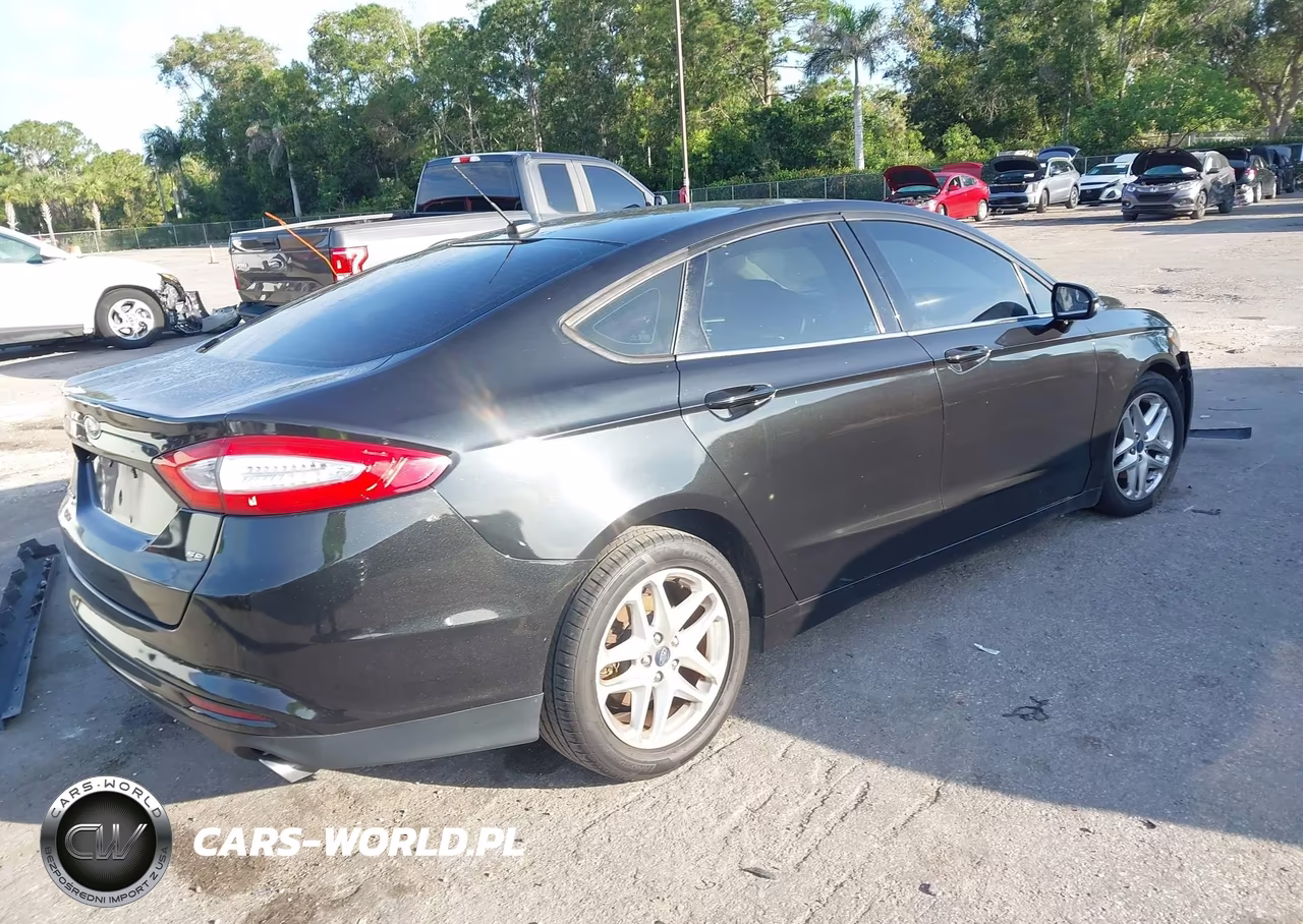 2013 Ford Fusion Se VIN:3FA6P0H77DR200327 - 4