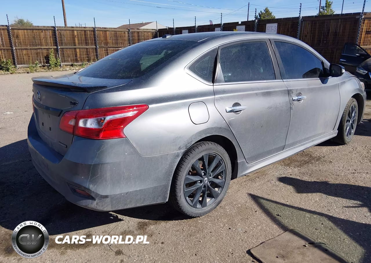 2018 Nissan Sentra Sr VIN:3N1AB7AP0JY245295 - 4