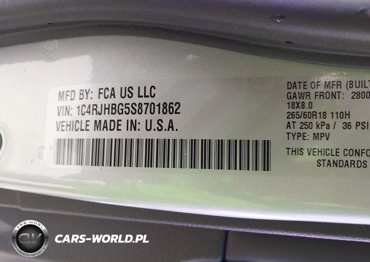 2025 Jeep Grand Cherokee Limited 4X4 VIN:1C4RJHBG5S8701862 - 9
