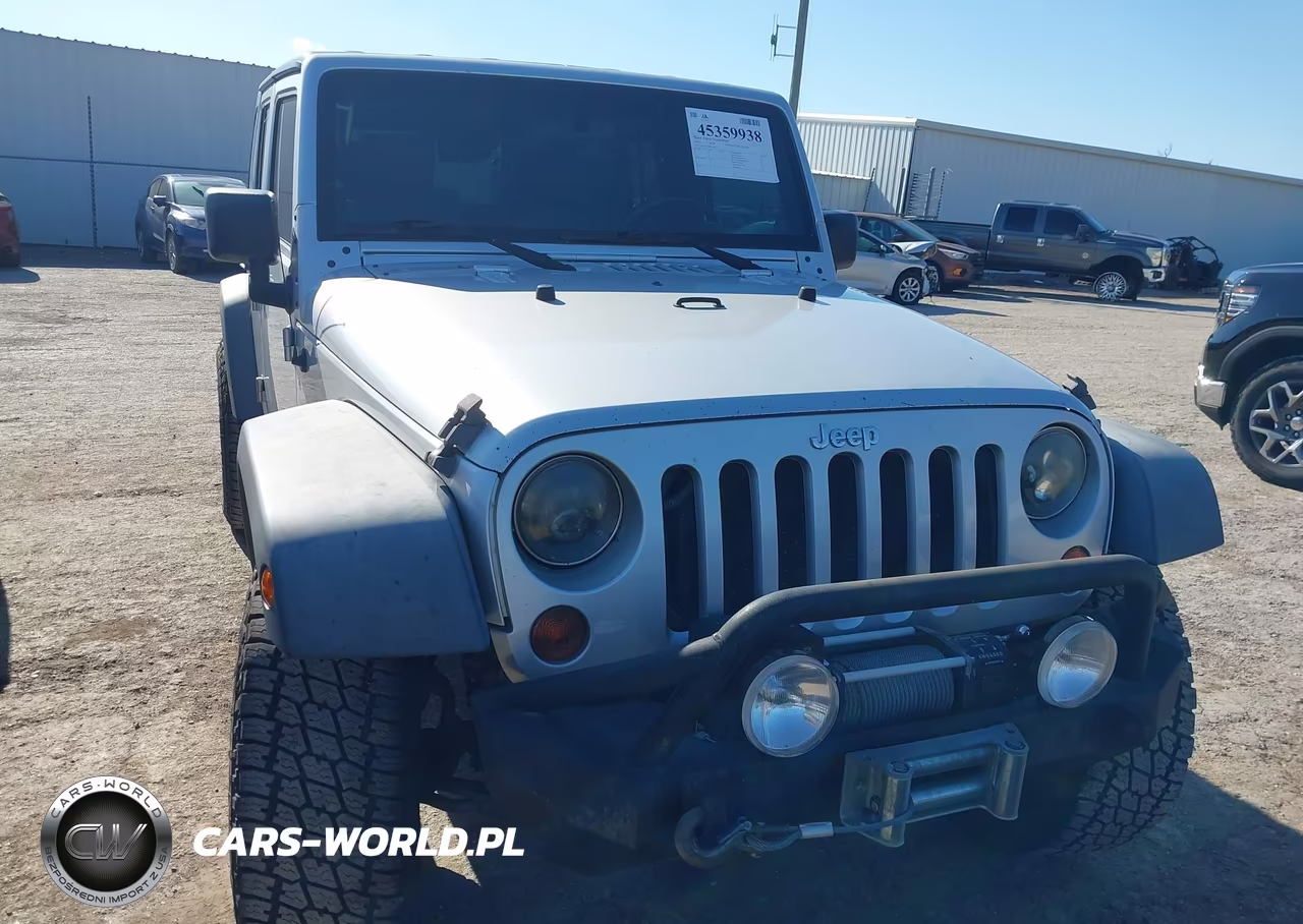 2009 Jeep Wrangler Unlimited X VIN:1J4GA39189L768243 - 13