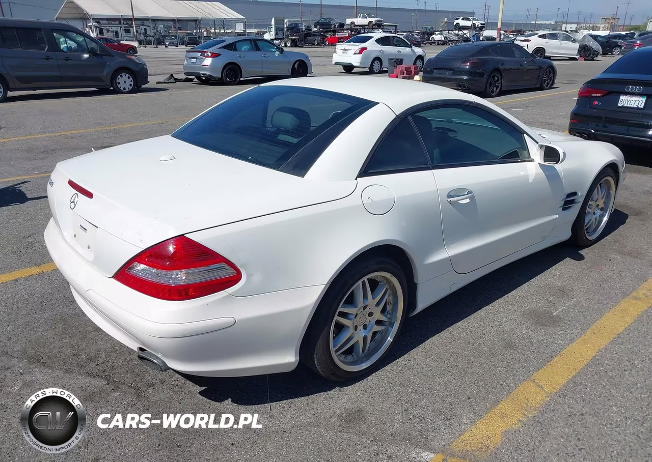 2007 Mercedes-Benz Sl 550 VIN:WDBSK71F67F121815 - 4