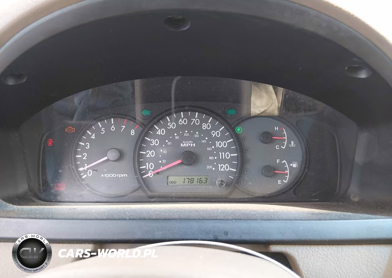 2005 Kia Rio VIN:KNADC125556373978 - 7