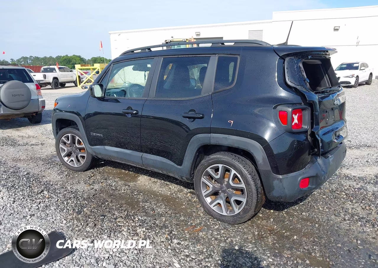 2018 Jeep Renegade Latitude 4X4 VIN:ZACCJBBB8JPH66042 - 3