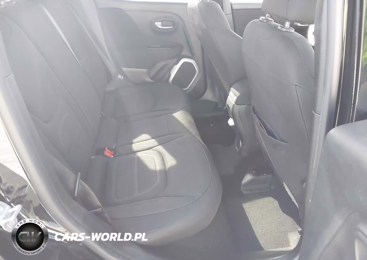 2018 Jeep Renegade Latitude 4X4 VIN:ZACCJBBB8JPH66042 - 8
