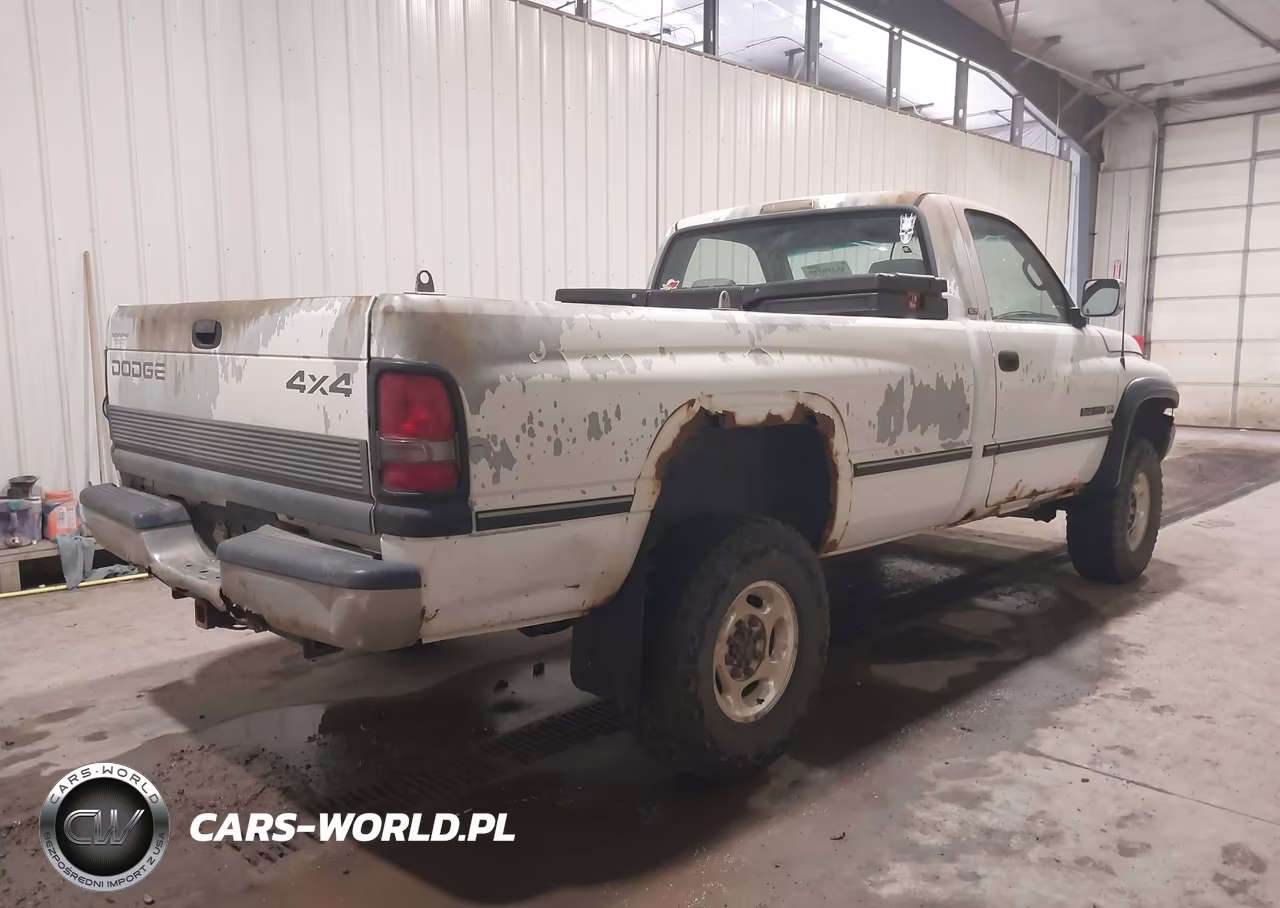 1996 Dodge Ram 2500 VIN:1B7KF26W9TS649089 - 4