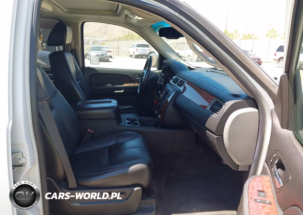2007 Chevrolet Suburban 1500 Ltz VIN:1GNFK16347J214402 - 5