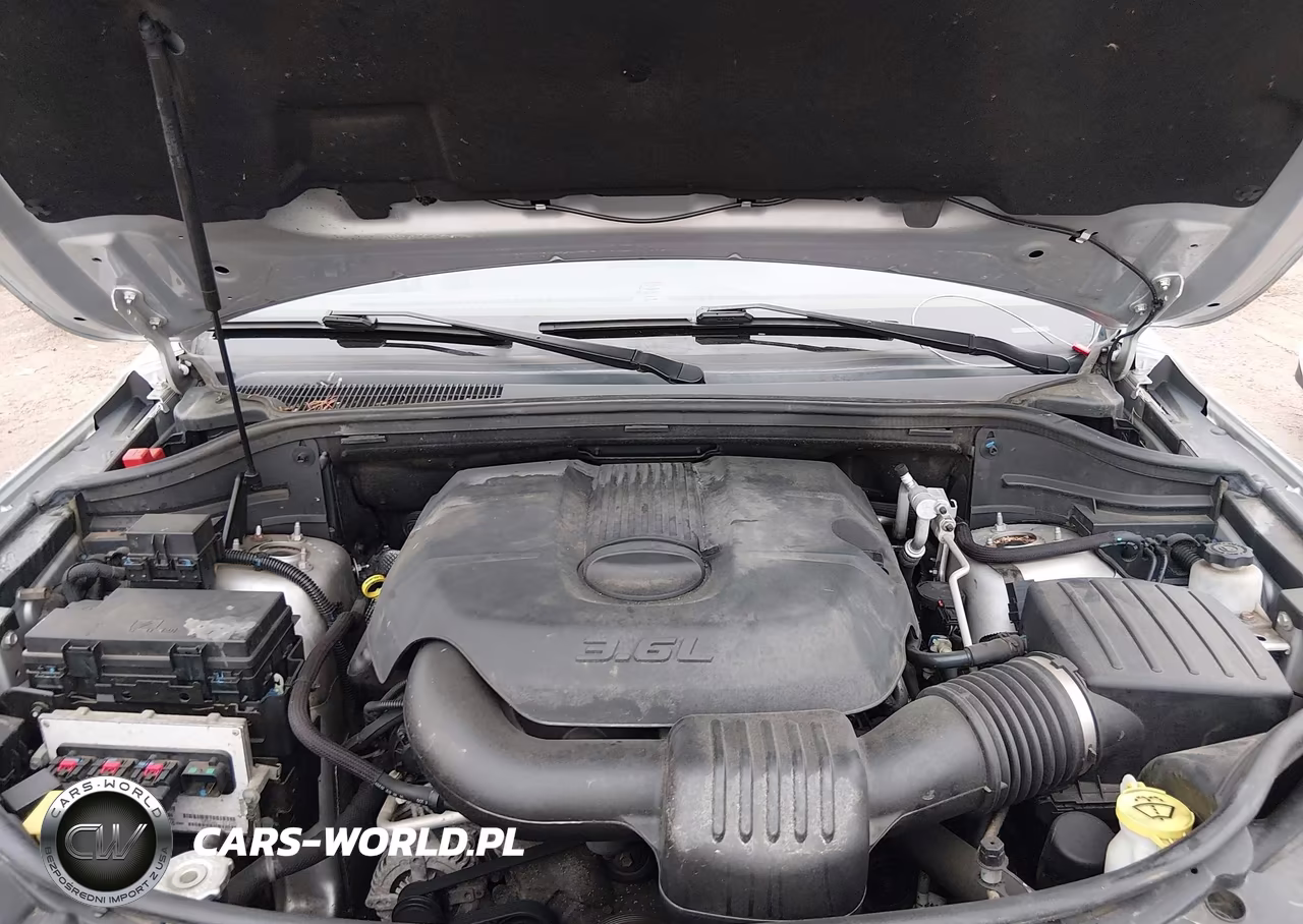 2011 Jeep Grand Cherokee Laredo VIN:1J4RR4GG7BC518769 - 10