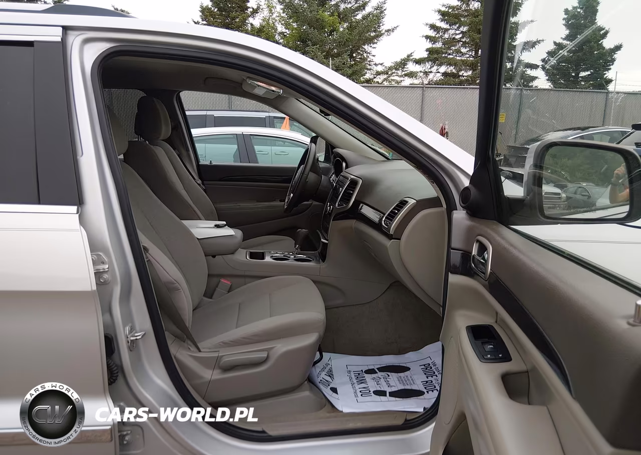 2011 Jeep Grand Cherokee Laredo VIN:1J4RR4GG7BC518769 - 5