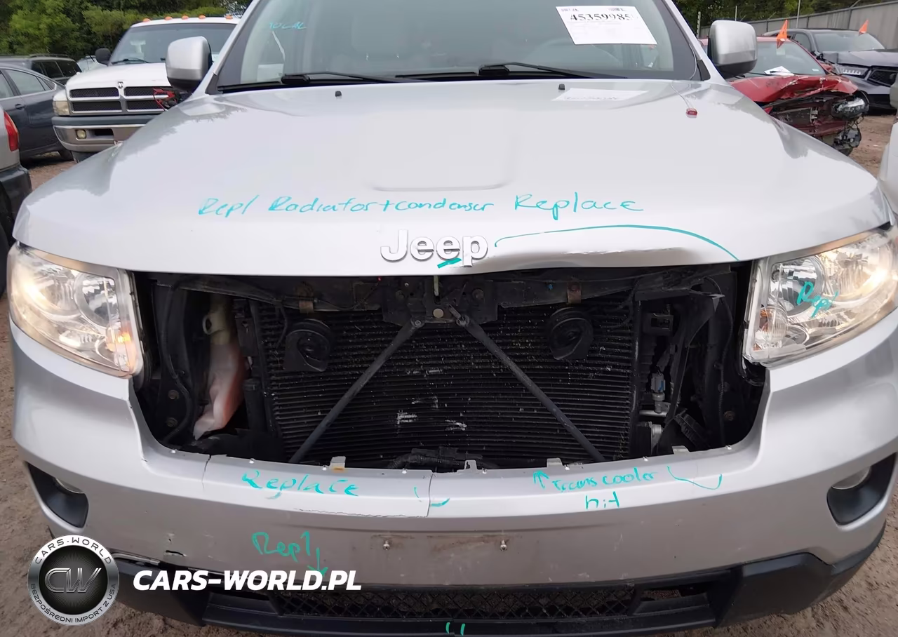 2011 Jeep Grand Cherokee Laredo VIN:1J4RR4GG7BC518769 - 6
