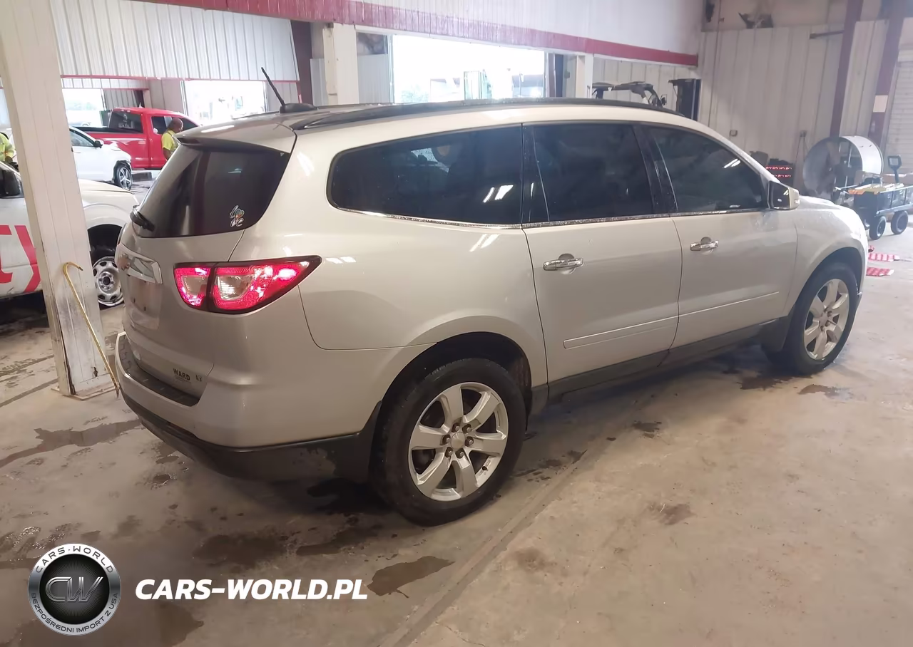 2017 Chevrolet Traverse 1Lt VIN:1GNKVGKD5HJ235686 - 4