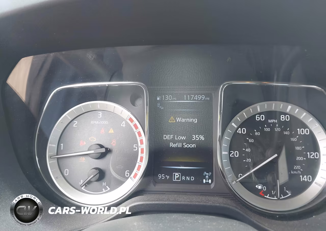 2017 Nissan Titan Xd Pro-4X Diesel VIN:1N6BA1F47HN536879 - 7