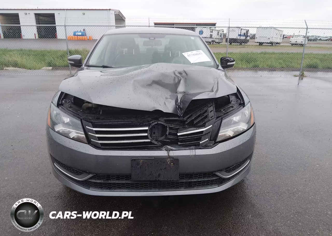 2015 Volkswagen Passat 1.8T Wolfsburg Edition VIN:1VWAS7A38FC002910 - 12