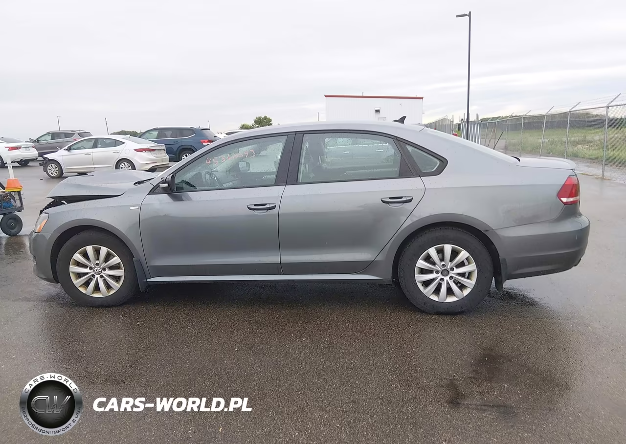 2015 Volkswagen Passat 1.8T Wolfsburg Edition VIN:1VWAS7A38FC002910 - 14