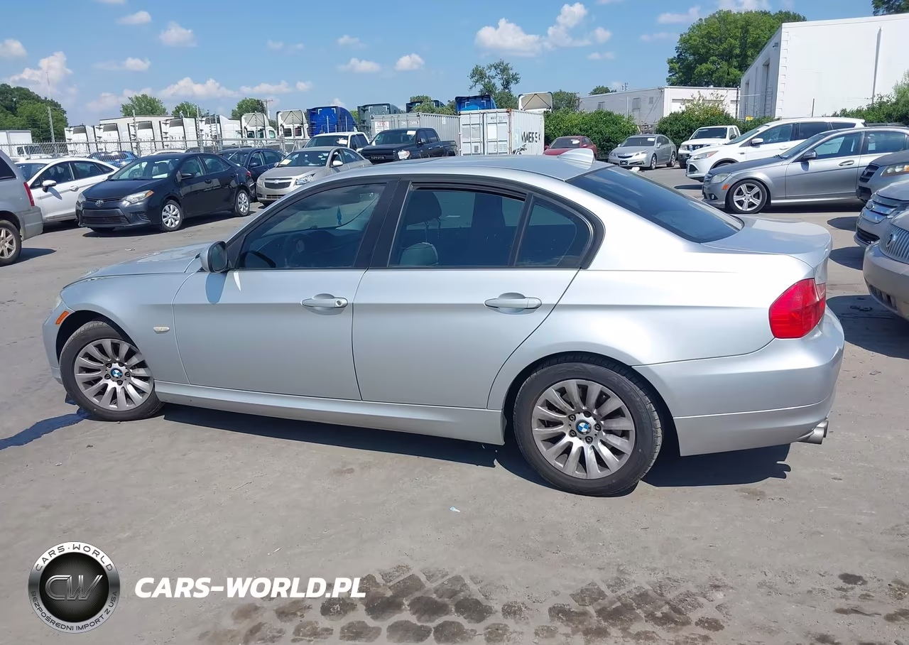 2009 BMW 328I VIN:WBAPH77539NM28840 - 14