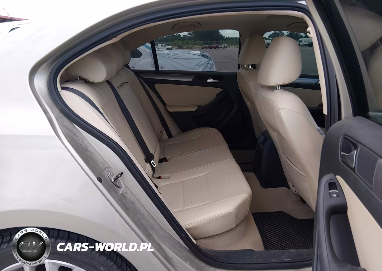 2013 Volkswagen Jetta 2.0L Tdi VIN:3VWLL7AJ0DM231047 - 8