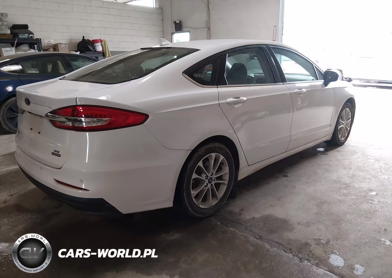 2020 Ford Fusion Hybrid Se VIN:3FA6P0LU2LR225583 - 4