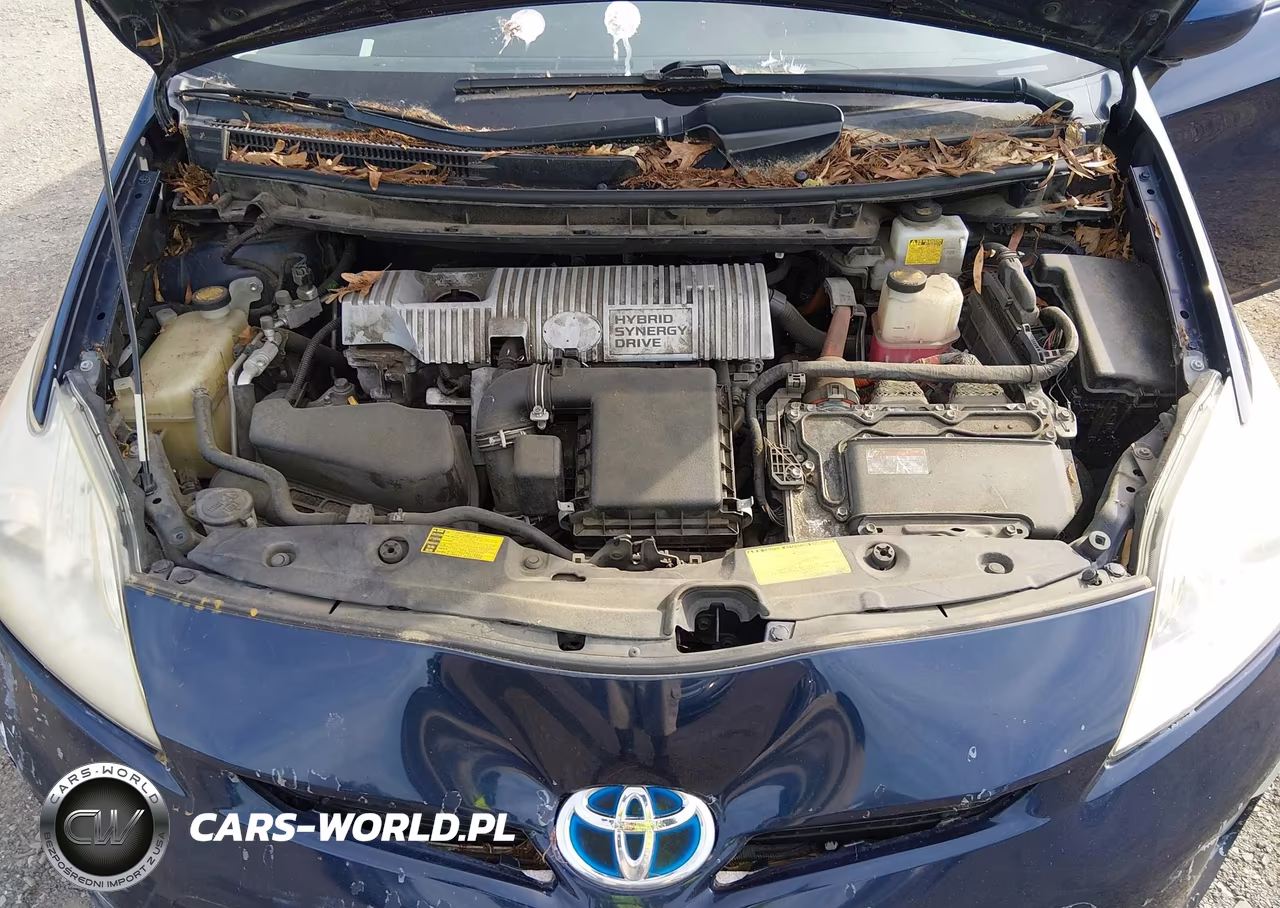 2013 Toyota Prius Three VIN:JTDKN3DU2D0344492 - 10