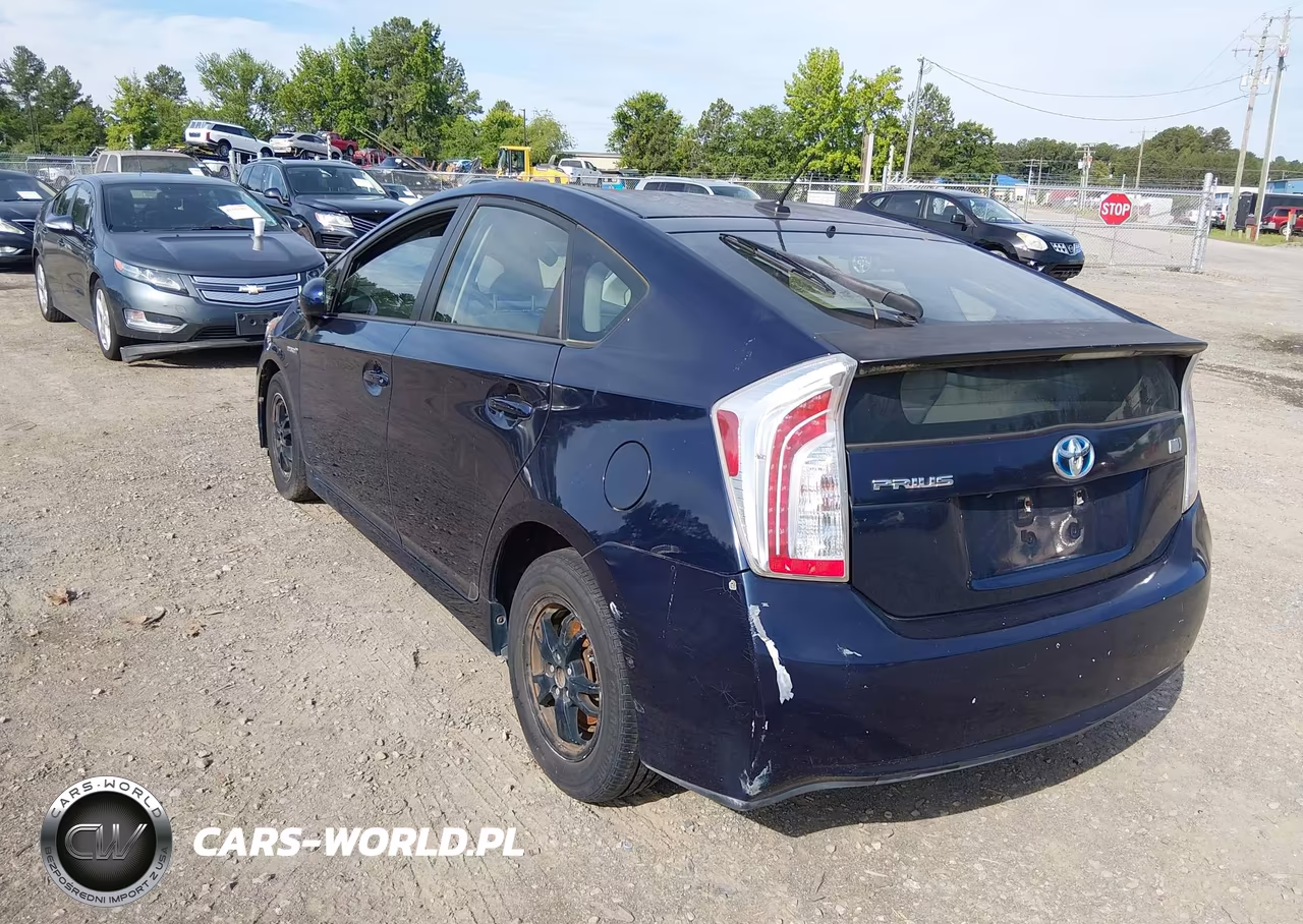 2013 Toyota Prius Three VIN:JTDKN3DU2D0344492 - 3