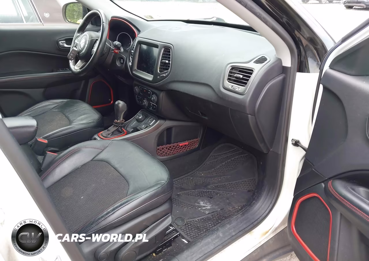 2017 Jeep New Compass Trailhawk 4X4 VIN:3C4NJDDB3HT624038 - 5