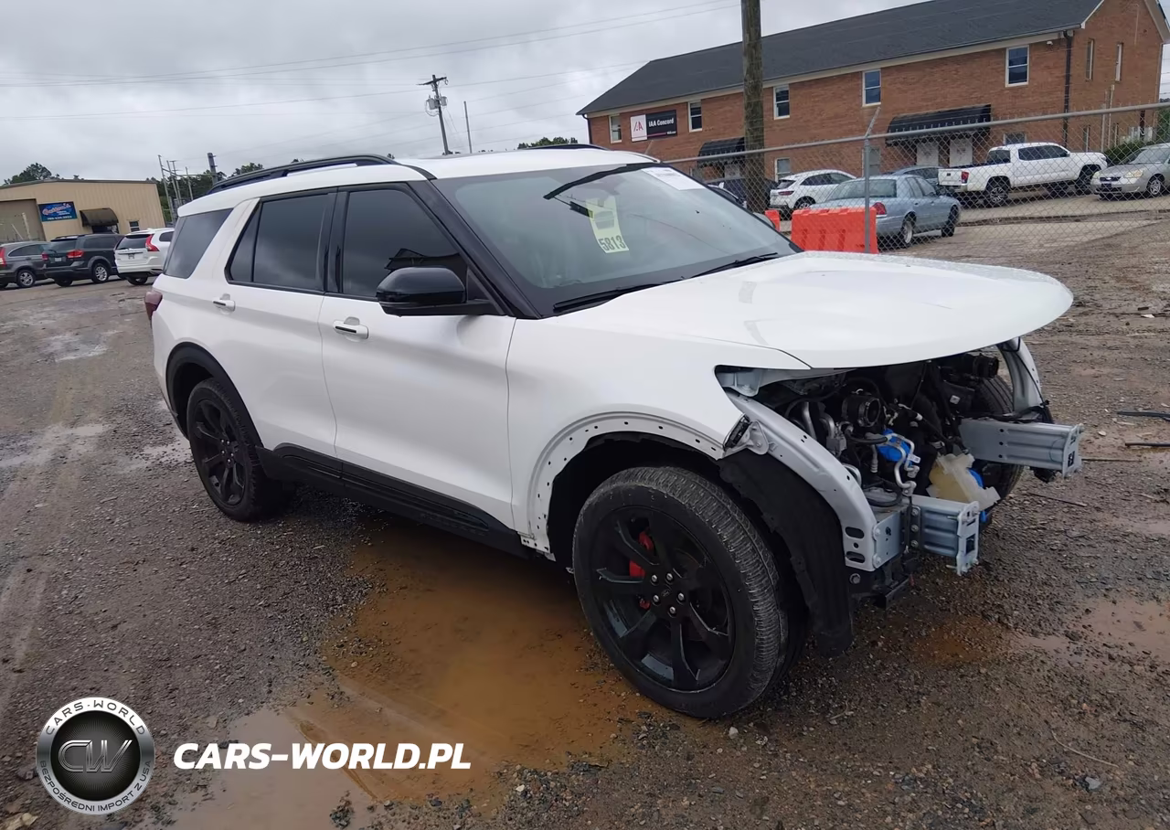 2022 Ford Explorer St