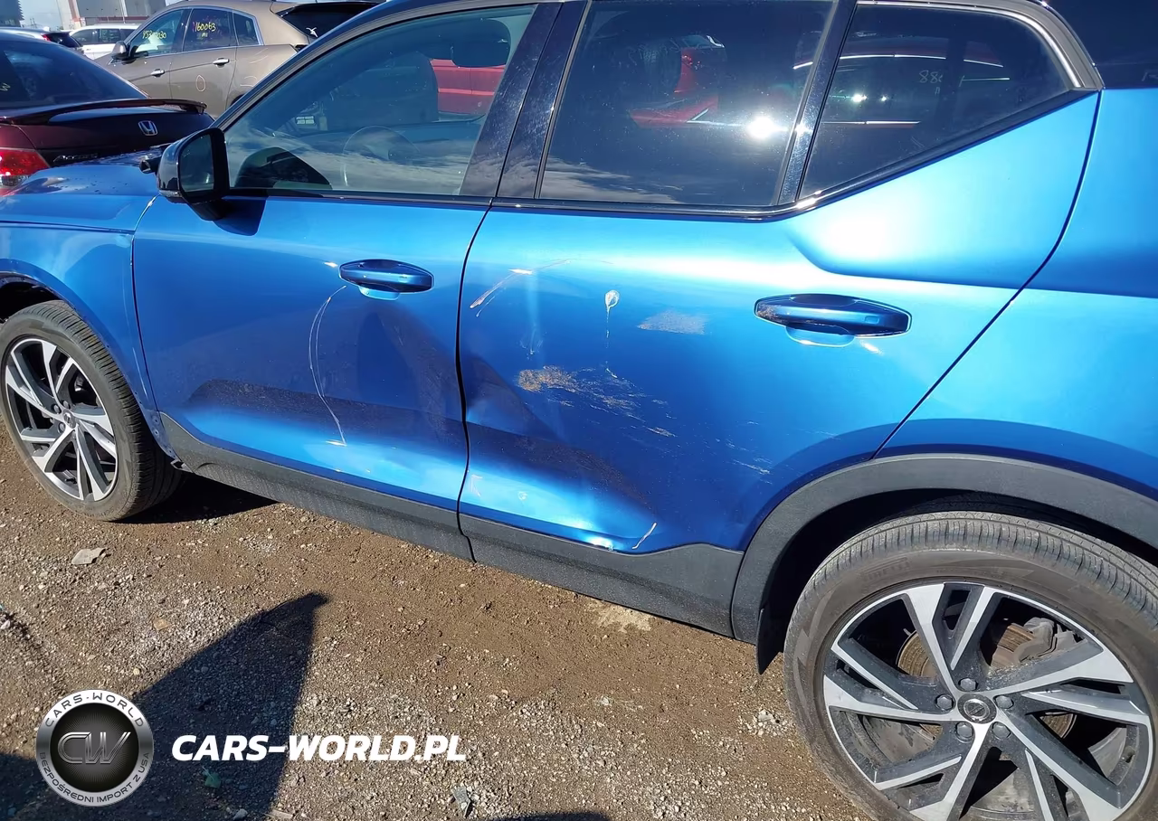 2019 Volvo Xc40 T5 Momentum-T5 R-Design VIN:YV4162XZ1K2009006 - 14